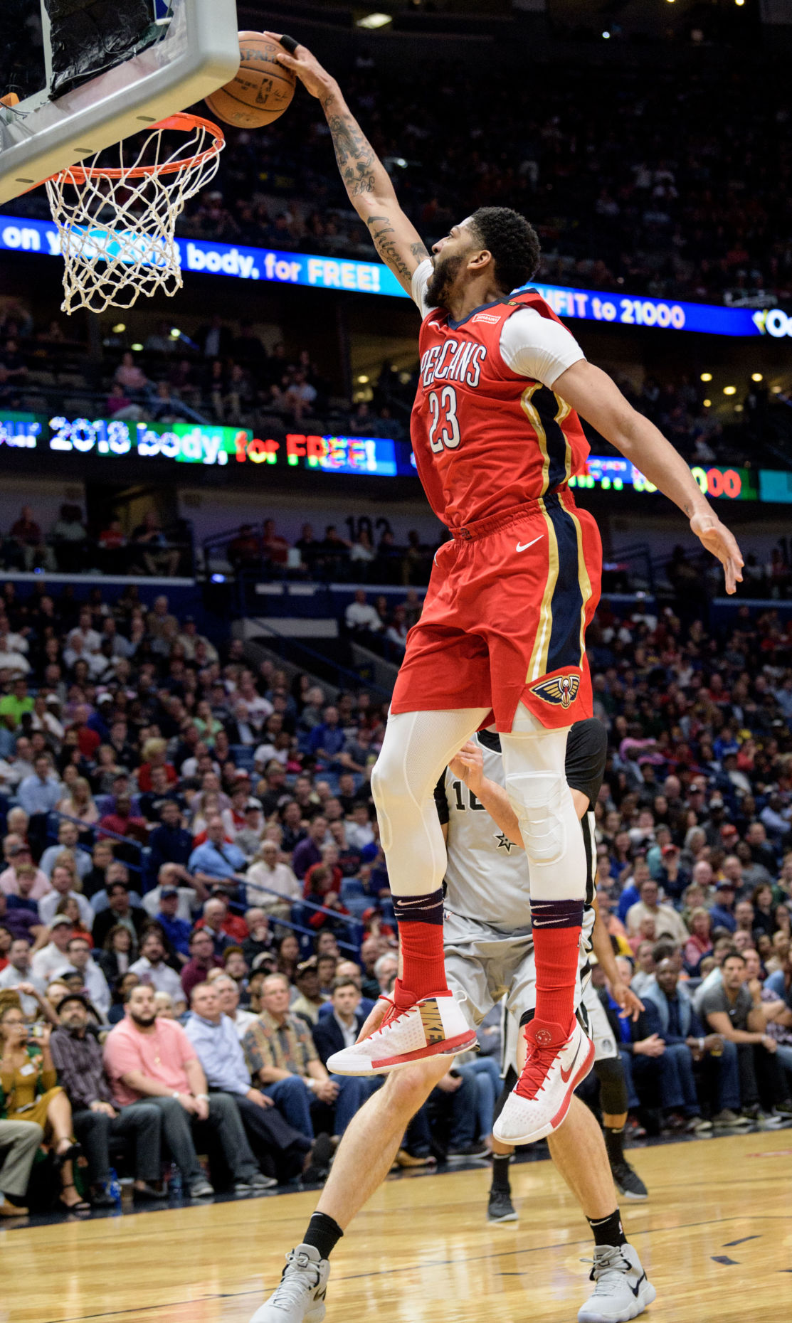 no.pelicansspurs.041218.017